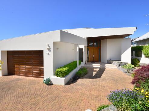 14 Gordon Craig Place, Algies Bay