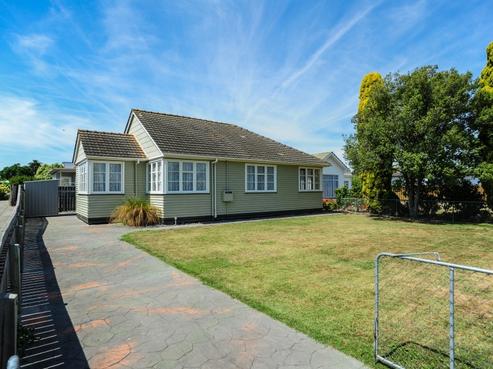 1407B Woodstock Avenue, Mayfair