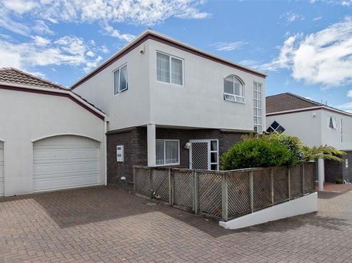 3/50 Cook Street, Howick