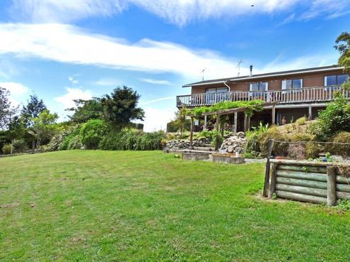 1499 Eighty Eight Valley Road, Wakefield