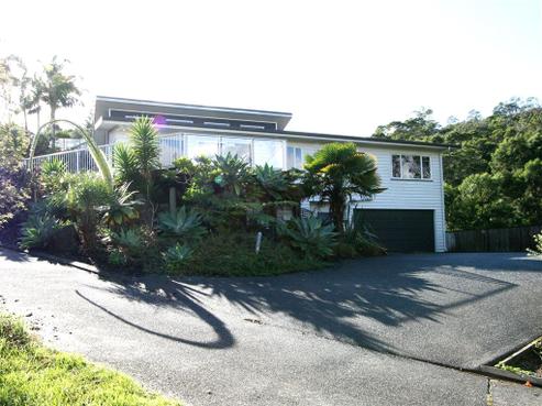 26 Russell Heights, Russell