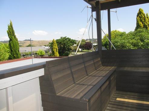 2/1 Antrim Place, Tamatea