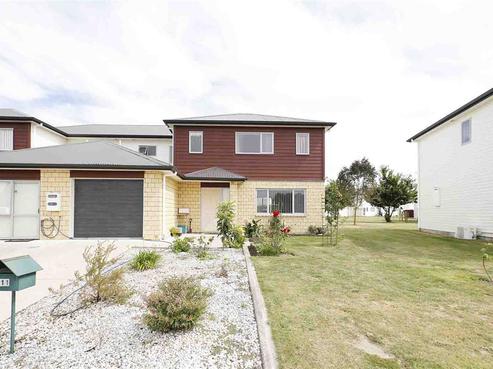 11 Gordon Davies Lane, Huntington