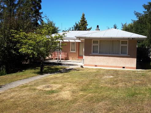 4 Larch Avenue, Naseby