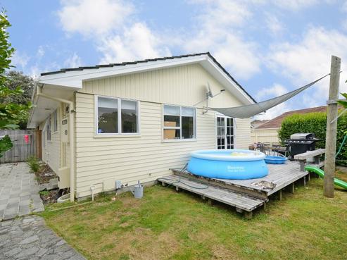 1/5 Roband Crescent, Brown Owl