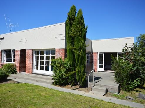 68 Kent Street, Marchwiel
