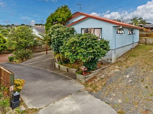 1/86 Totaravale Drive, Totara Vale