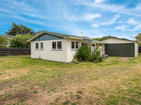 6 Fenside Street, Waikanae Beach