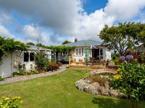 313 Frankley Road, Ferndale