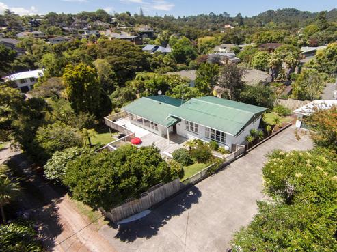 82 Atkinson Road, Titirangi
