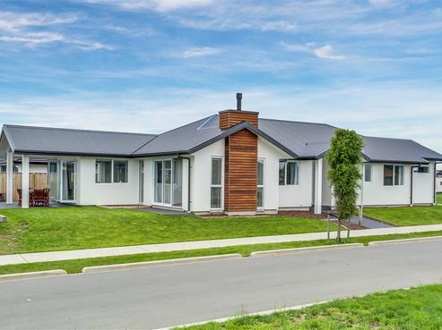 2 Kawakawa Street, Pegasus