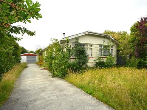 69 Shirley Road, Shirley