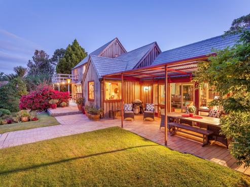 15 Westridge Road, Titirangi