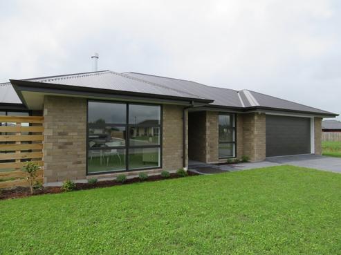 3 Magnolia Drive, Elgin