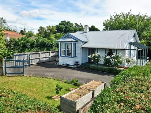 933 Heaphy Terrace, Fairfield