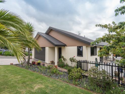 232 Seaview Road, Stoke