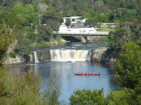 16 Falls View Road, Haruru