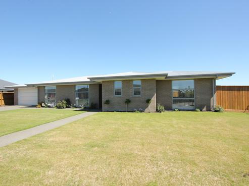 2 Sandstone Crescent, Rolleston