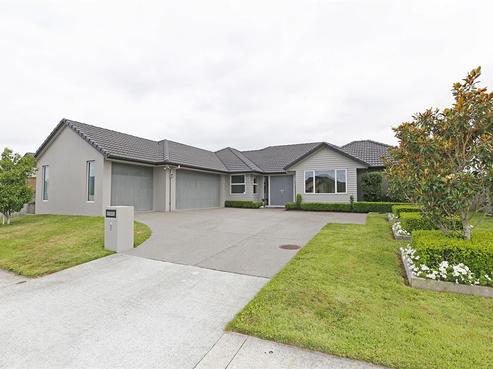 7 Tallentire Crescent, Huntington