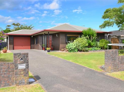 5 Crampton Court, Orewa
