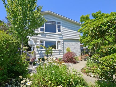 11 Field Street, Silverstream