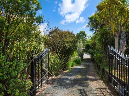99 Gillespie Road, Hunua