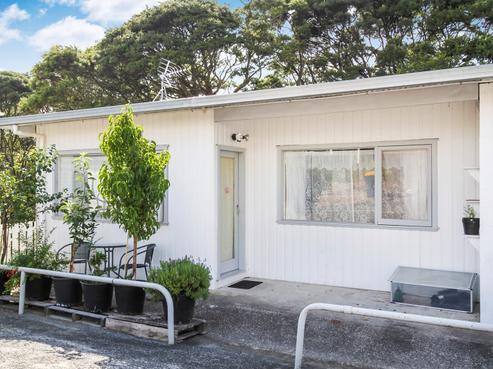 1/15 Valron Road, Te Atatu South