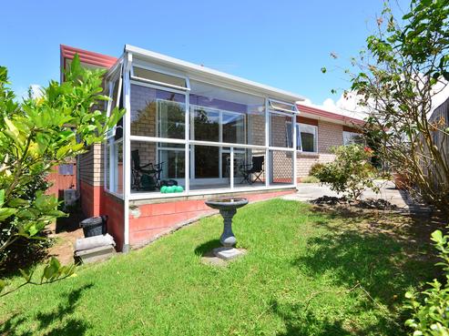 7/54 Lakeside Drive, Orewa