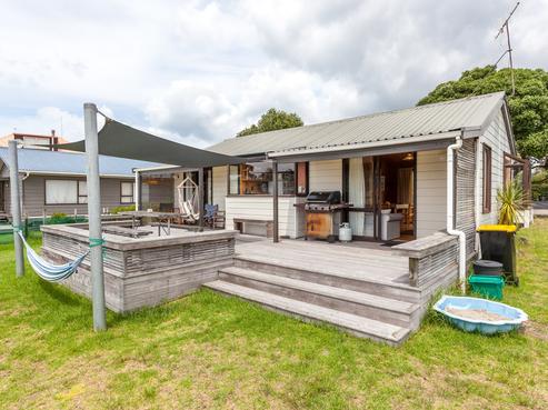 314 Mary Road, Whangamata