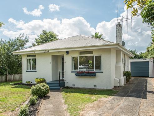 19 Sillary Street, Hamilton East
