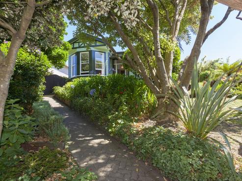 21 Tilley Road, Paekakariki