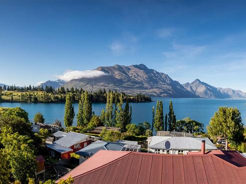 11 Suburb Street, Queenstown Central