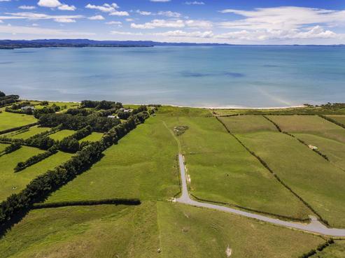 239 Clarks Beach Road, Clarks Beach