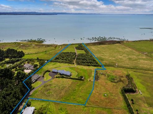 337D Clarks Beach Road, Clarks Beach