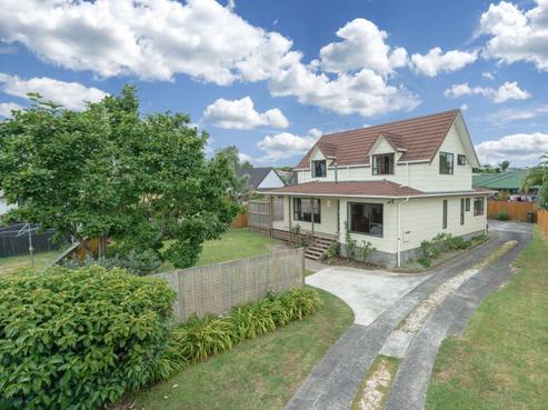 9 Homestead Place, Glenview