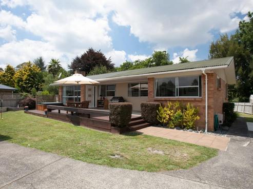 3 Blairgowrie Place, Leamington