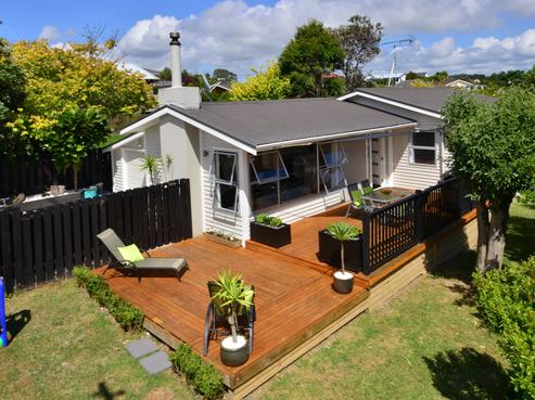 830 Whangaparaoa Road, Manly
