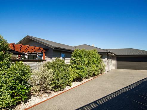 30 Simpson Crescent, Raumati Beach
