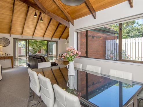 1/2 Ambleside Drive, Burnside