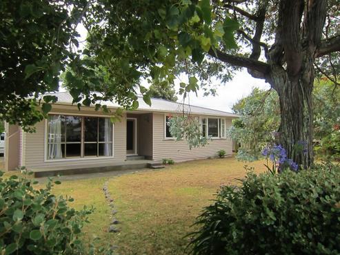 3 Hadfield Place, Paraparaumu Beach