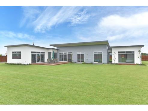 10 Rotherham Drive, West Melton