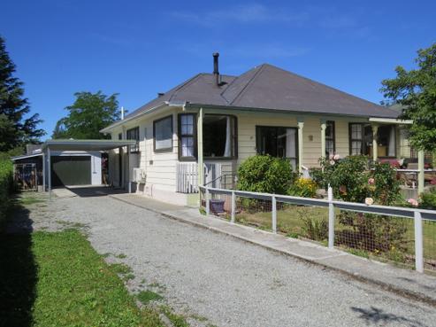 25 School Road, Fairlie
