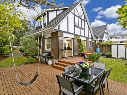2/16A Sunnynook Road, Sunnynook