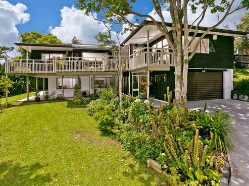 33 Aorangi Place, Birkenhead