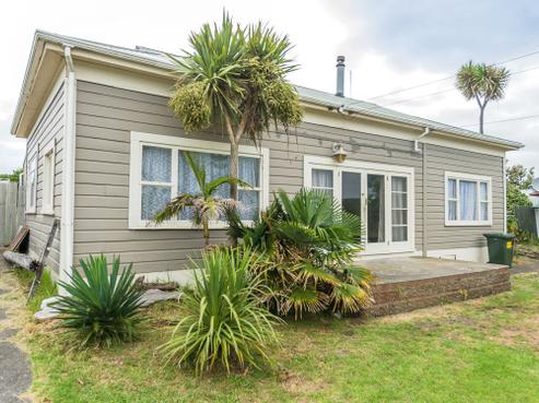 34 Egmont Street, Castlecliff
