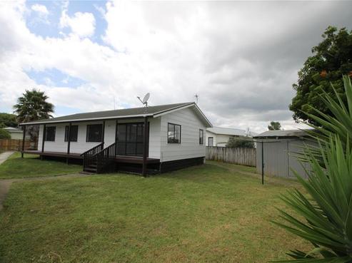 33 Dungarvon Place, Clendon Park