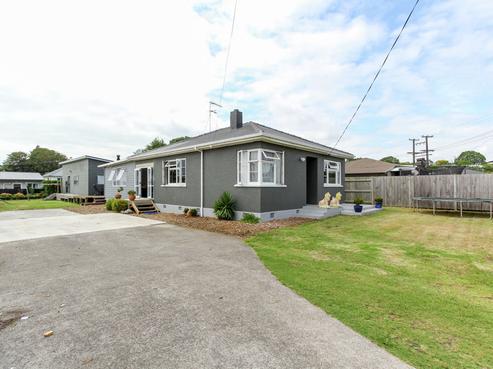 15 Queens Road, Glen Avon
