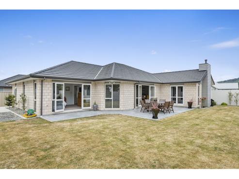 1 Vernon Grove, Brown Owl