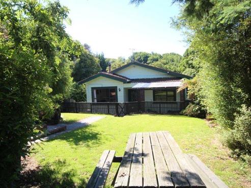 77 Neidpath Road, Mornington