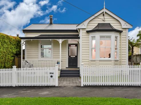 14 Kiwi Road, Stanley Point